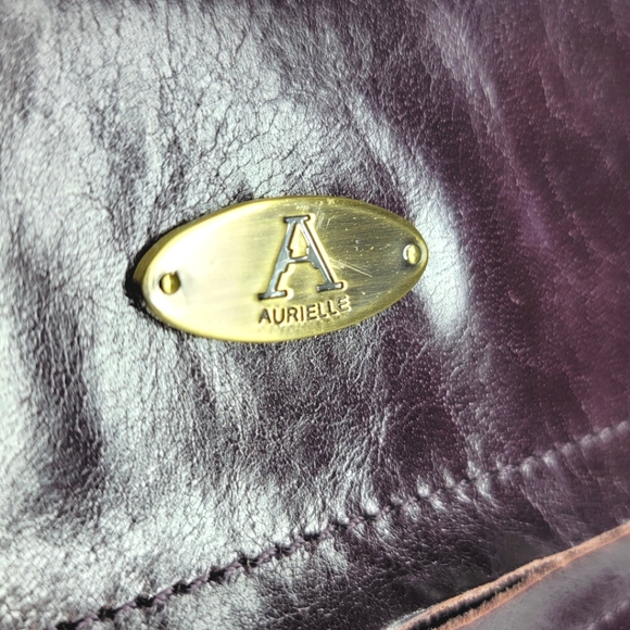 NWOT Aurielle Leather Handbag P18 - Picture 9 of 9